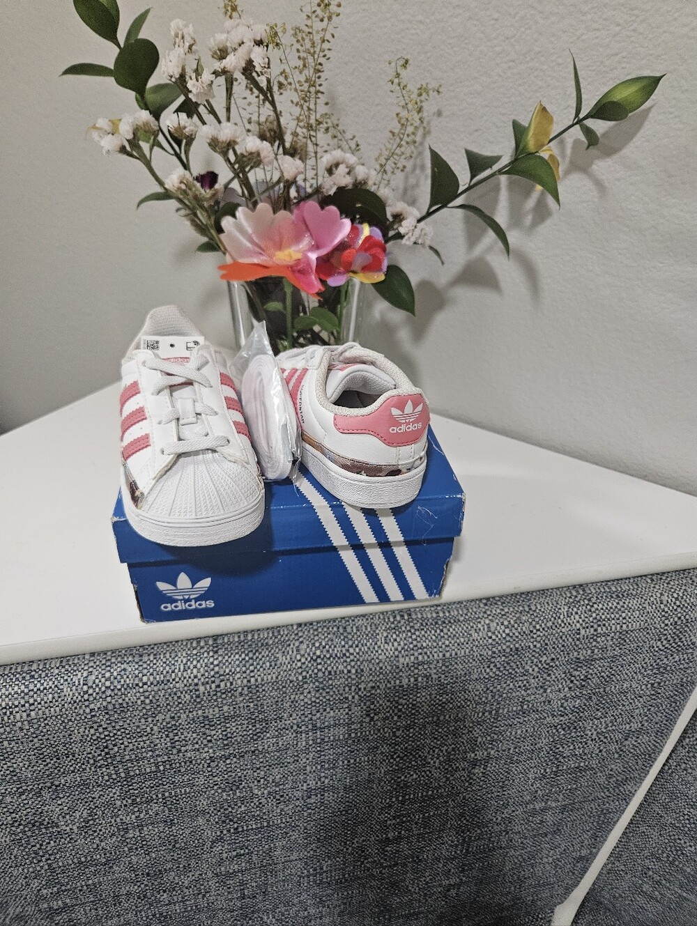 adidas Kids White and Pink Classic Shell-Toe Sneakers